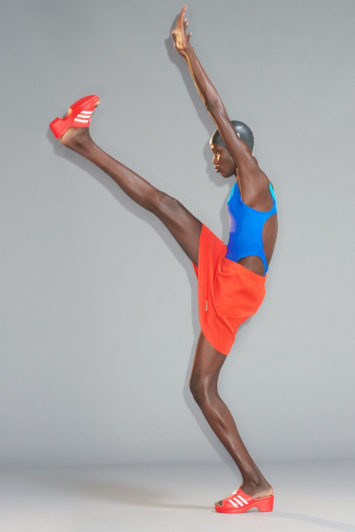 LOTTA VOLKOVA X ADIDAS ORIGINALS' ปล่อยแฟชั่นให้สุดแรง กับ